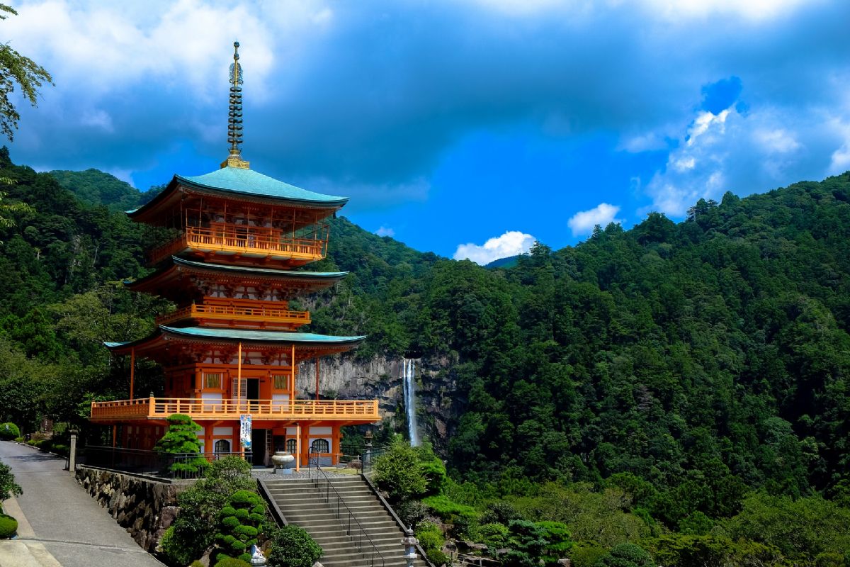 Dream Meaning of Japan